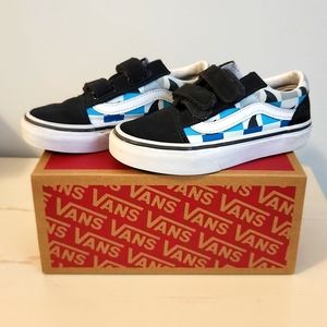 Kids Old Skool V Glow checkerboard sharks